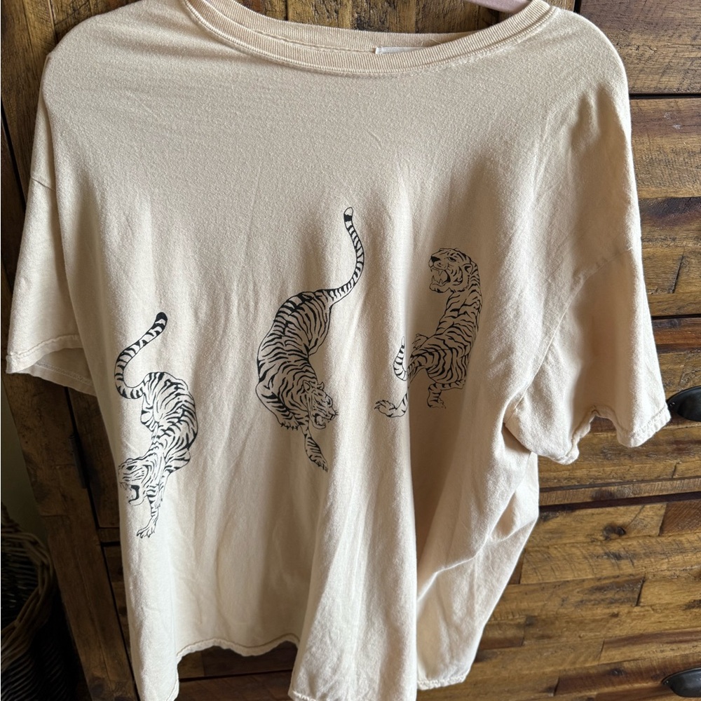 project social T X urban outfitters oversized leopard tee, size small/ medium